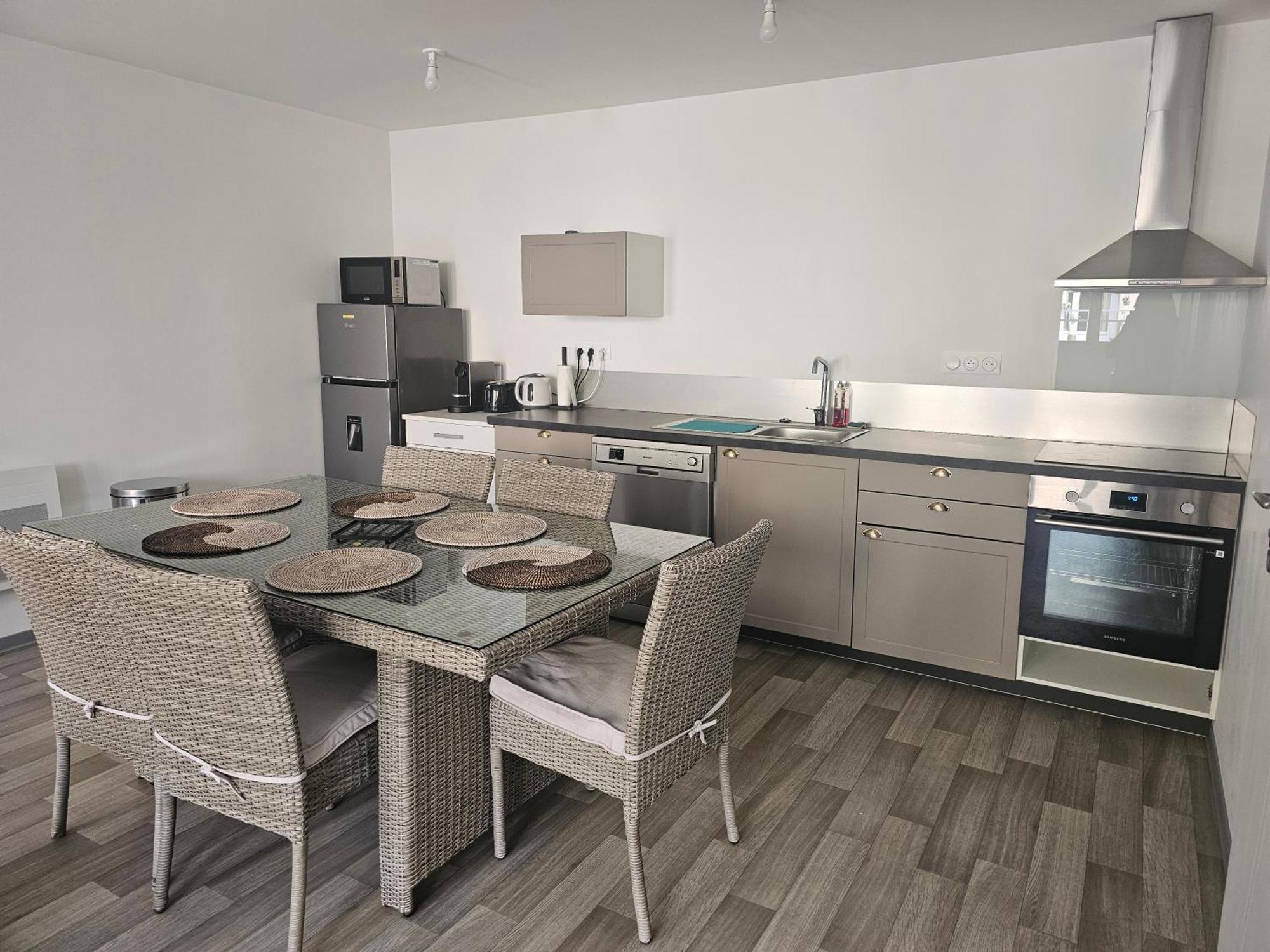 Logement Centre Ville Maurs Екстериор снимка